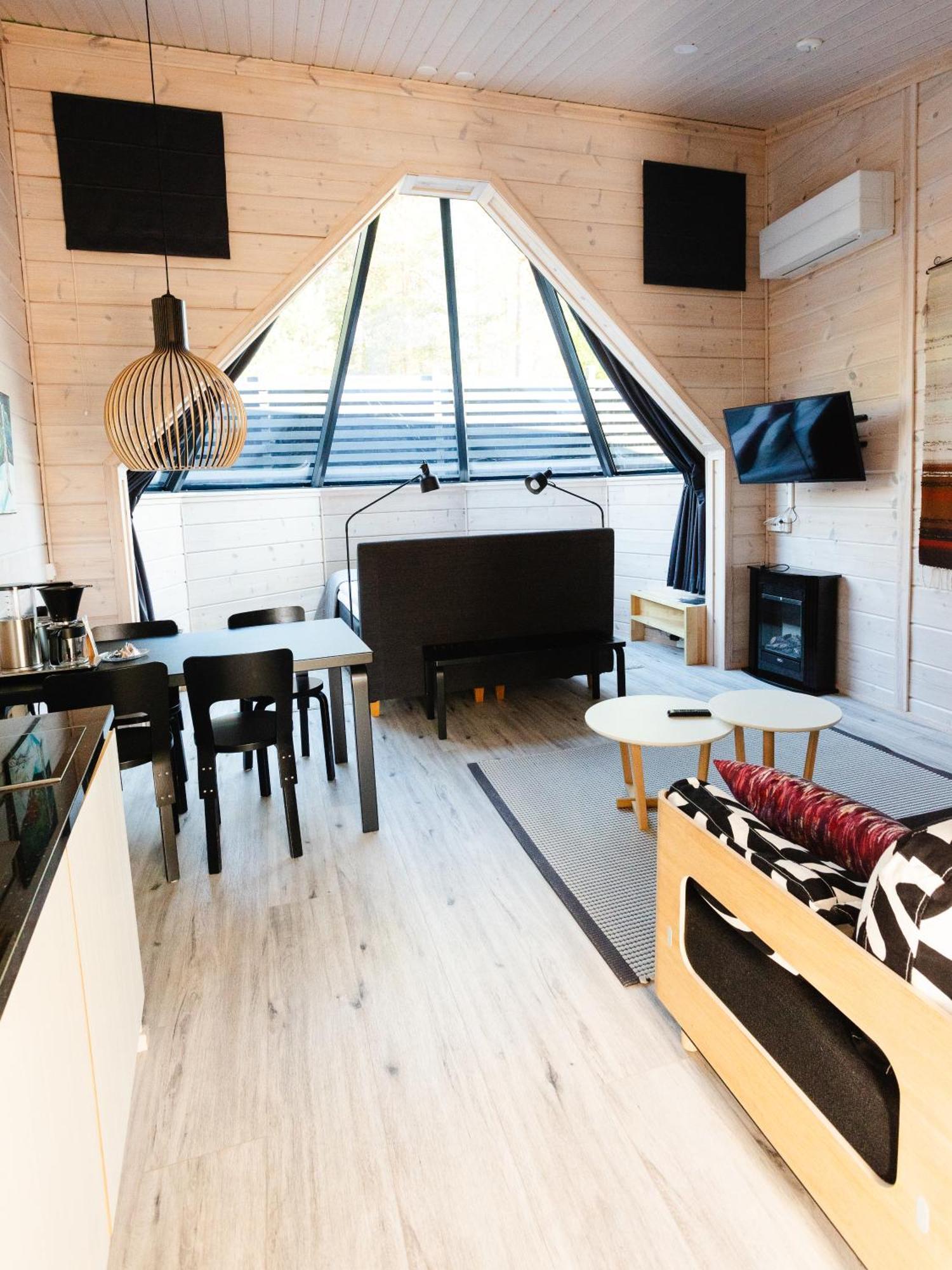 Hotel Pyhae Igloos Pyhätunturi Zewnętrze zdjęcie